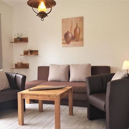 ドルヌマージール Huus Stoertebeker Bed & Breakfast エクステリア 写真